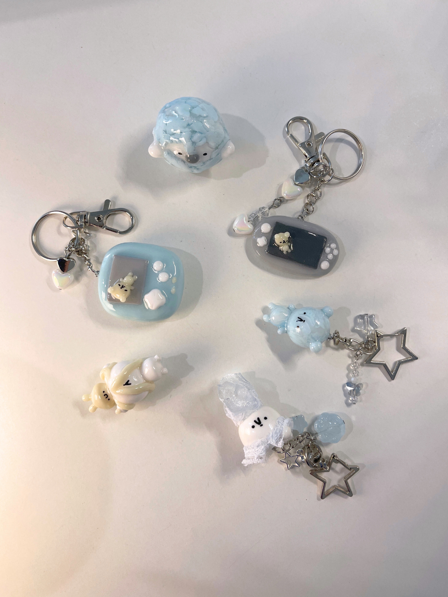 Random Keychain – Paper Koa